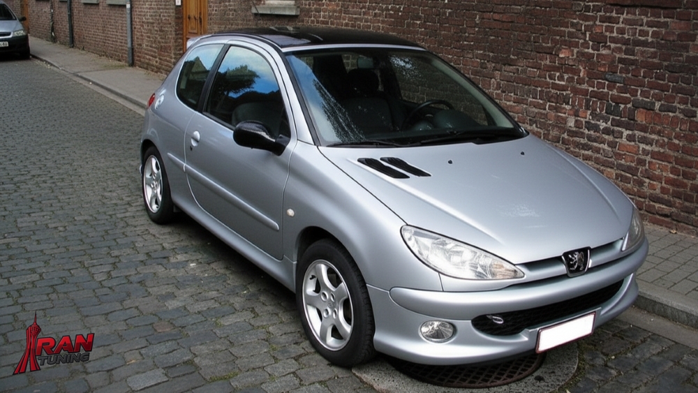 پژو 206 تیپ 4؛ اتومات،جذاب، سرحال و خاص در خیابان‌های ایران